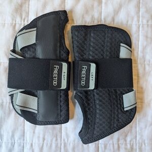Black Wrist Carpal Tunnel Support Braces - Left & Right